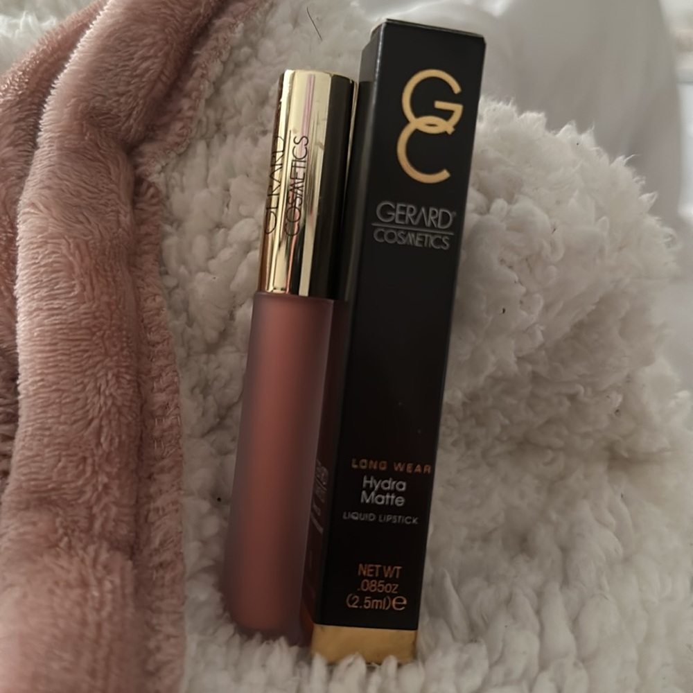 GERARD COSMETICS- Long Wear - Hydra Matte Liquid Lipstick 💄